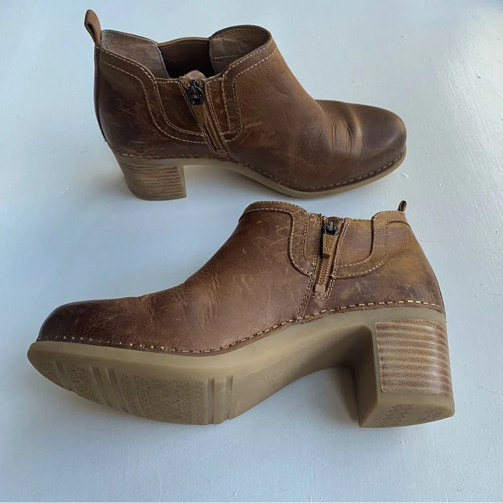 Dansko Brown Ankle Boots - Picture 3 of 9